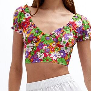 Brady 70s Floral Crop Top